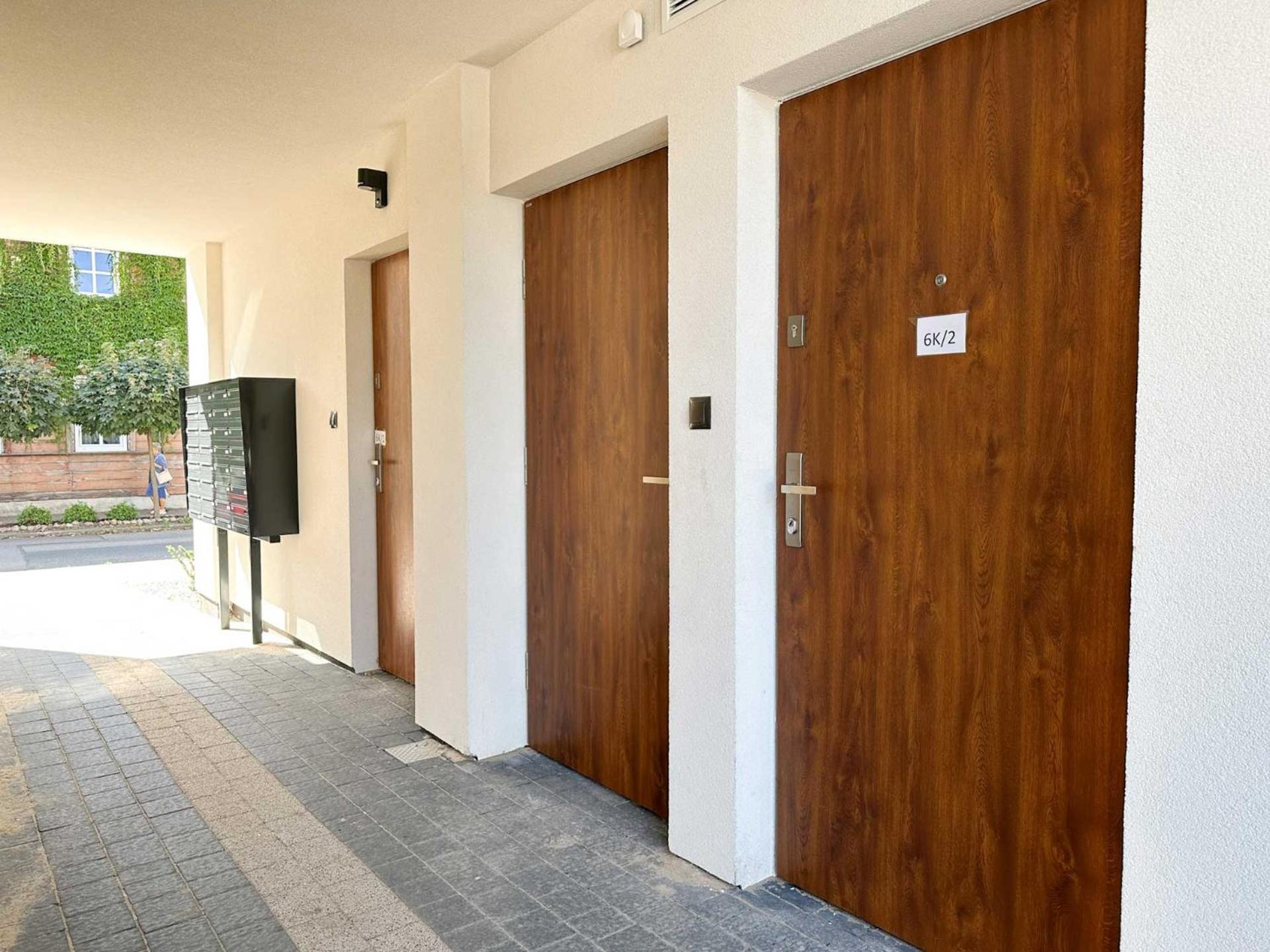 Dmk Oak Studio Near Warsaw-Modlin Airport Nowy Dwór Mazowiecki Exterior photo